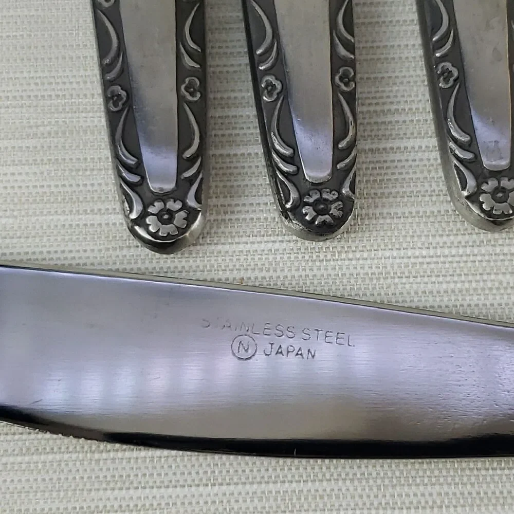Vintage Single Rose Stainless Steel Butter Knives 8 Pcs Silverware Japan MCM
